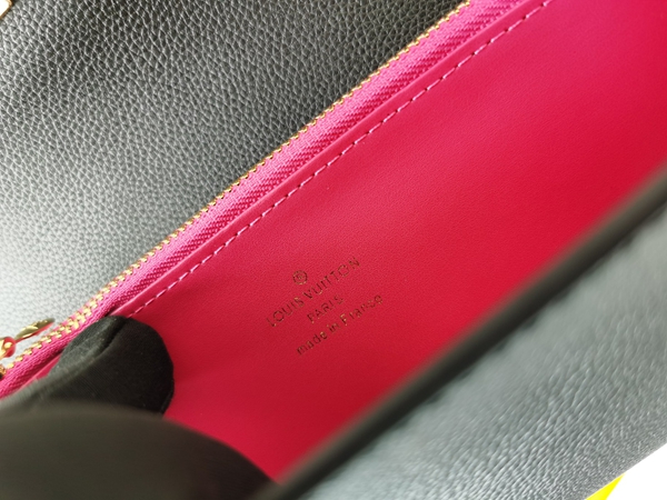 LVコピーウォレット角部分ディテール